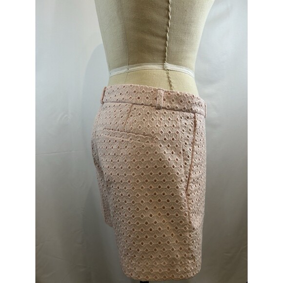 BANANA REPUBLIC Women’s Light Pink Eyelet shorts size 2 - Picture 8 of 11